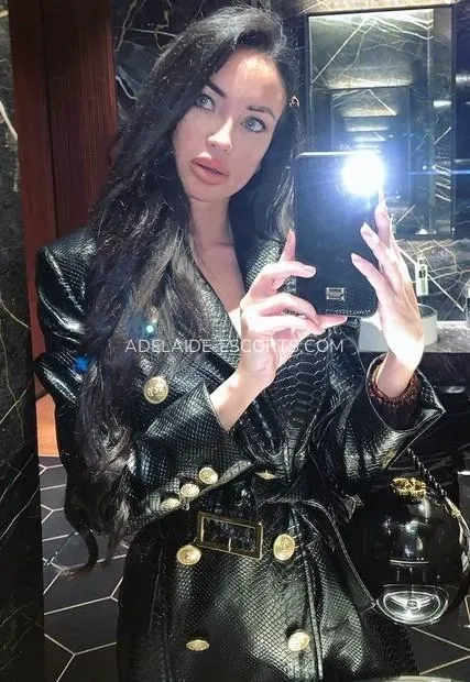 Escort djevojka Ulla - Adelaide