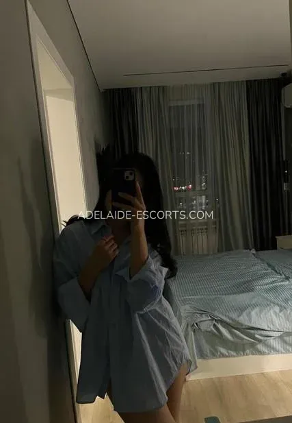 Adelaide escorts Laura — 5