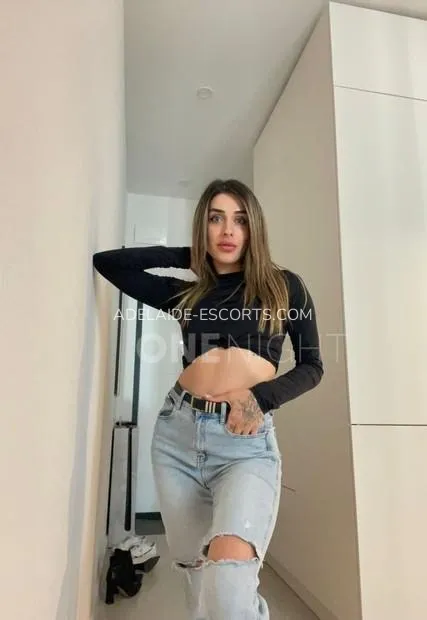 Escort djevojka Elin - Adelaide