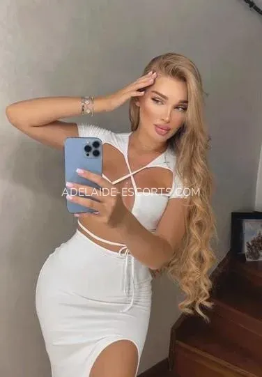 Adelaide escorts Savannah — 1