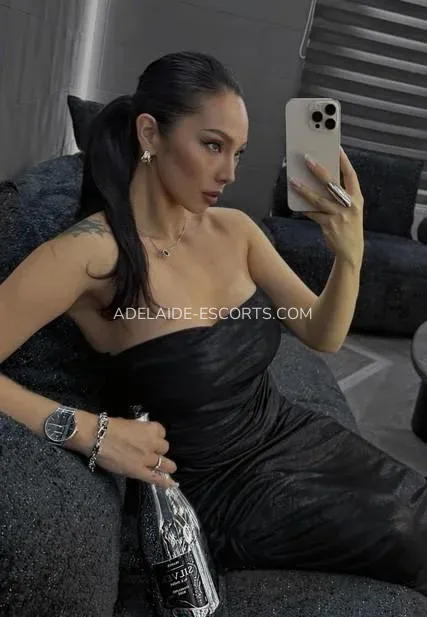Adelaide escorts Mackenzie — 4