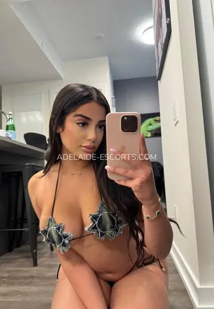 Adelaide escorts Abril — 1