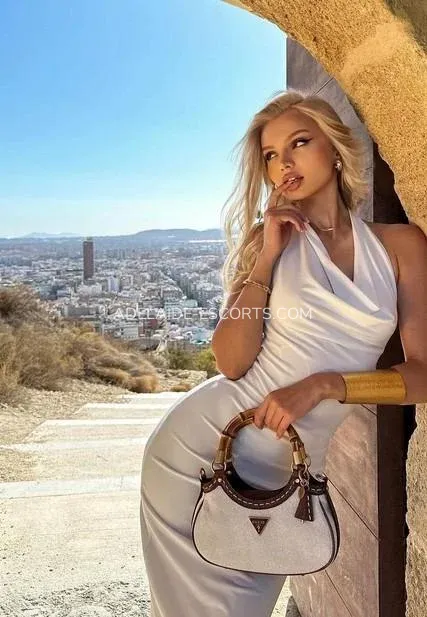 Adelaide escorts Evelyn — 1