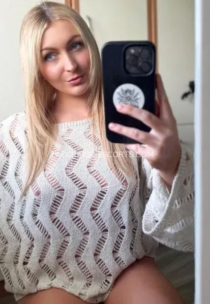Adelaide escorts Alondra — 3