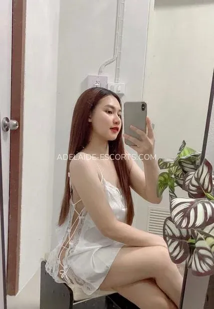 Adelaide escorts Brooklyn — 4