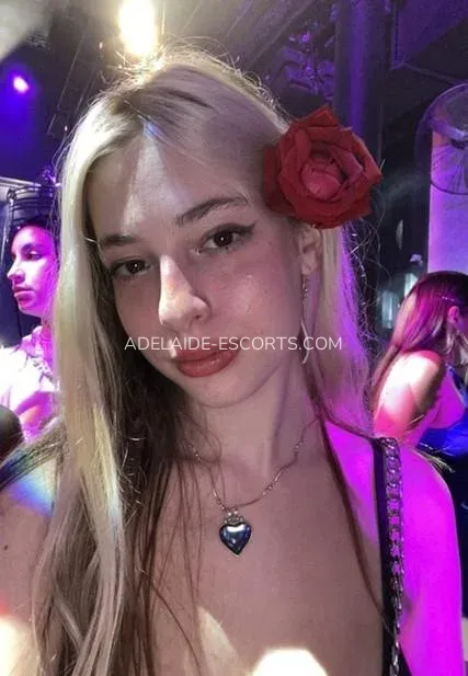 Adelaide escorts Dakota — 3