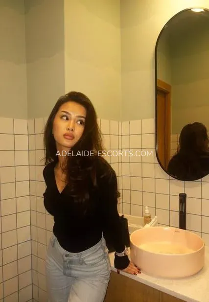 Adelaide escorts Aniyah — 4