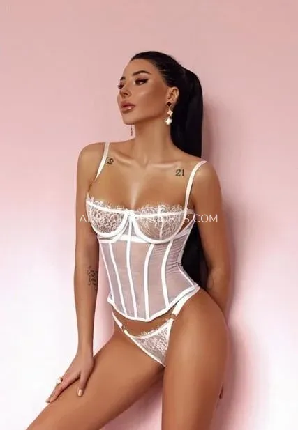 Adelaide escorts Elin — 1