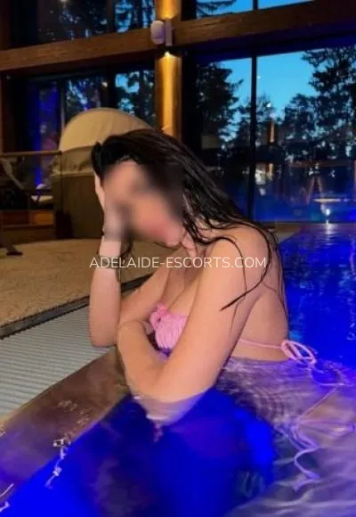 Adelaide escorts Mackenzie — 2