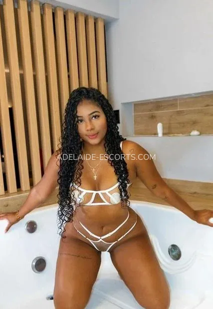 Adelaide escorts Isabelle — 3